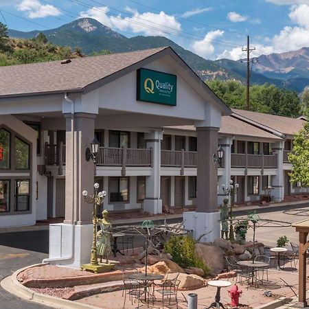 Quality Inn & Suites Manitou Springs At Pikes Peak Экстерьер фото